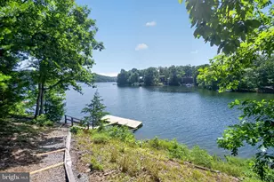 233 Sunset Cir, Cross Junction, VA 22625 - Photo 4