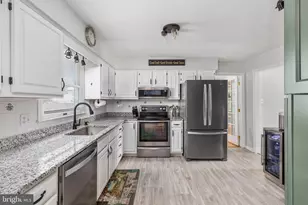 103 Oxford Ct, Stephens City, VA 22655 - Photo 2