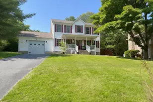 219 Lakeside Dr, Stephens City, VA 22655 - Photo 2