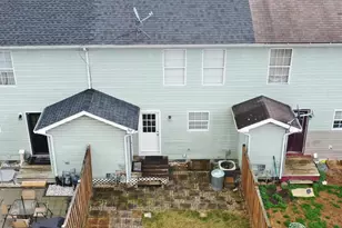 311 Willowbrook Ct, Winchester, VA 22602 - Photo 4