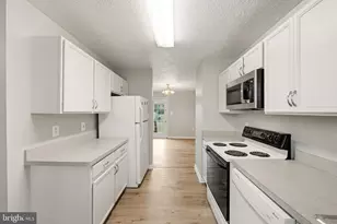 219 Surrey Club Ln, Stephens City, VA 22655 - Photo 10