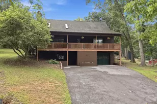 150 Lake Holiday Rd, Cross Junction, VA 22625 - Photo 2