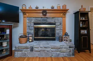 228 Fairway Cir, Cross Junction, VA 22625 - Photo 12
