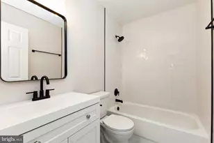 100 Heathrow Ln, Winchester, VA 22601 - Photo 18