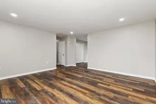 100 Heathrow Ln, Winchester, VA 22601 - Photo 6