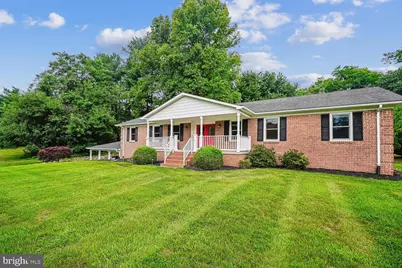 112 Beverly Dr, Winchester, VA 22602 - Photo 2