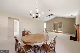 111 Tanglewood Ln, Winchester, VA 22602 - Photo 12