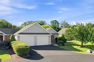 111 Tanglewood Ln, Winchester, VA 22602 - Photo 6