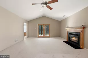 111 Tanglewood Ln, Winchester, VA 22602 - Photo 8