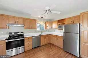 111 Tanglewood Ln, Winchester, VA 22602 - Photo 16