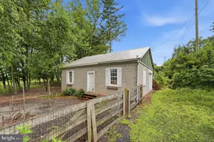 849 Redland Rd, Cross Junction, VA 22625 - Photo 26