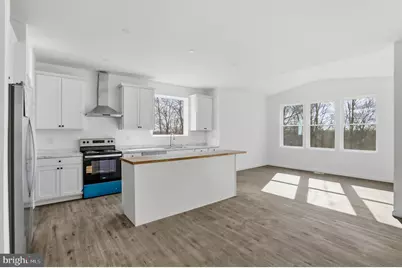 607 S Lakeview Drive, Cross Junction, VA 22625 - Photo 16