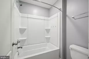 210 Woods Dr, Cross Junction, VA 22625 - Photo 40