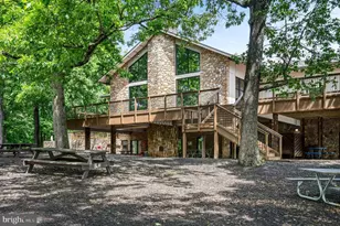 210 Woods Dr, Cross Junction, VA 22625 - Photo 84