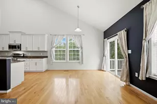 210 Woods Dr, Cross Junction, VA 22625 - Photo 16