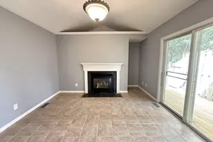 301 Sutton Ct, Winchester, VA 22601 - Photo 8