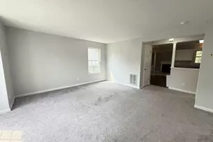 301 Sutton Ct, Winchester, VA 22601 - Photo 2