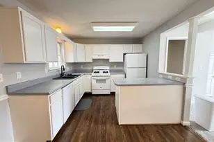 301 Sutton Ct, Winchester, VA 22601 - Photo 6