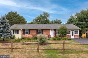 111 Huntcrest Cir, Winchester, VA 22602 - Photo 1