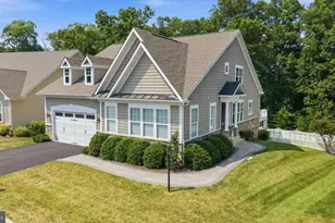 105 Turnstone Ln, Lake Frederick, VA 22630 - Photo 2