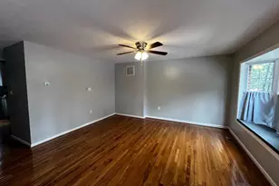 202 Carroll Dr, Stephens City, VA 22655 - Photo 2
