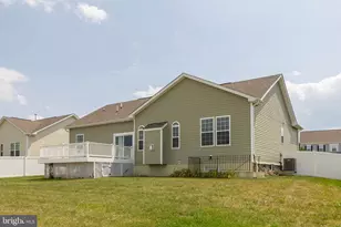 209 Bridgewater Dr, Stephens City, VA 22655 - Photo 40