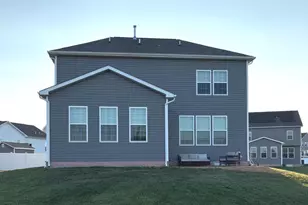 215 Upperville Dr, Stephens City, VA 22655 - Photo 2
