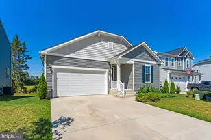 114 Curtain Fall Dr, Middletown, VA 22645 - Photo 2
