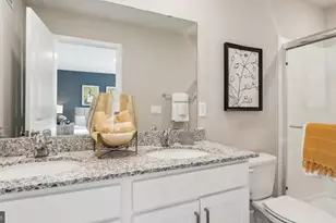 102 Bowers St, Stephens City, VA 22655 - Photo 6