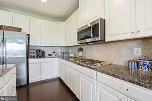 133 Skipper Dr, Lake Frederick, VA 22630 - Photo 18