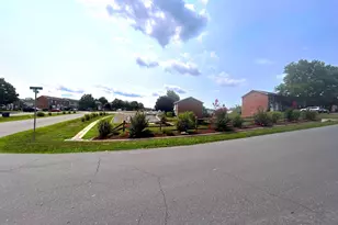222 Waterford Ln, Winchester, VA 22602 - Photo 20