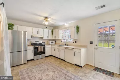 222 Parkside Drive, Winchester, VA 22602 - Photo 4
