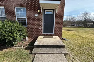 140 Lexington Ct, Stephens City, VA 22655 - Photo 2
