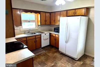 735 Redbud, Winchester, VA 22603 - Photo 8