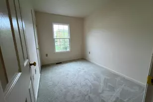 128 Parkside Dr, Winchester, VA 22602 - Photo 12