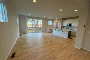2484 Scotch Bonnet Dr, Winchester, VA 22603 - Photo 2