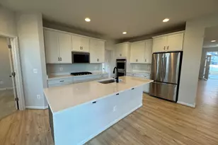 2484 Scotch Bonnet Dr, Winchester, VA 22603 - Photo 4