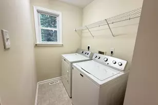1234 Lakeview Dr, Cross Junction, VA 22625 - Photo 18