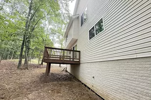 1234 Lakeview Dr, Cross Junction, VA 22625 - Photo 36