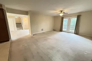 1234 Lakeview Dr, Cross Junction, VA 22625 - Photo 10