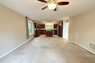 1234 Lakeview Dr, Cross Junction, VA 22625 - Photo 12