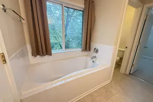 1234 Lakeview Dr, Cross Junction, VA 22625 - Photo 32