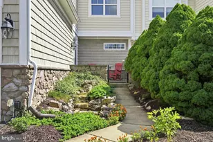 107 Osprey Dr, Lake Frederick, VA 22630 - Photo 2