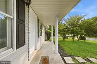303 Hackberry Dr, Stephens City, VA 22655 - Photo 6