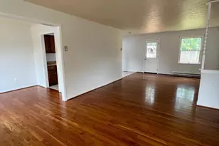 303 Hackberry Dr, Stephens City, VA 22655 - Photo 4