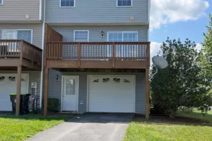 206 Weathervane Dr, Winchester, VA 22602 - Photo 2