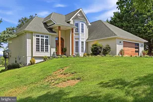 199 Meeting House Dr, Winchester, VA 22602 - Photo 2