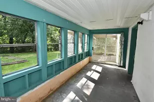 2111 Shawn Dr, Middletown, VA 22645 - Photo 8