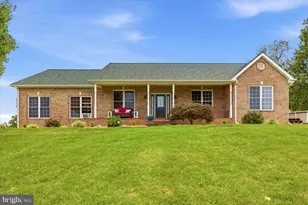 6264 Middle Rd, Stephens City, VA 22655 - Photo 2
