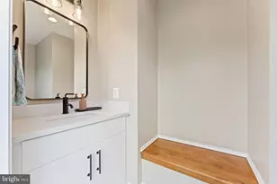 144 Robinson Dr, Winchester, VA 22602 - Photo 96
